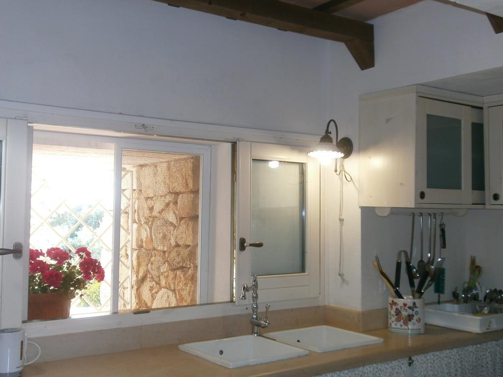 Trullo Villa Giuliana Con Giardino Posizione Panoramica Free Wifi Ostuni Kamer foto