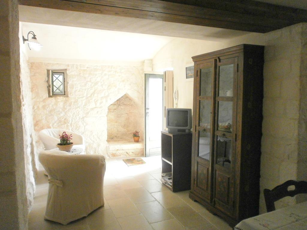 Trullo Villa Giuliana Con Giardino Posizione Panoramica Free Wifi Ostuni Kamer foto